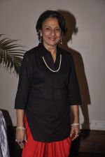 Tanuja at Bimal Roy book launch in kalaghoda, Mumbai on 27th Oct 2014 (23)_544f5a1ac1e29.JPG