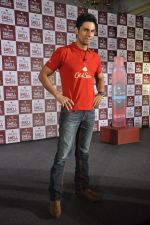 Randeep Hooda go red as they promote Old Spice in ITC Parel, Mumbai on 29th Oct 2014 (39)_545221426dca3.JPG