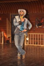 Ranveer Singh at the Launch of Nakhriley song from Kill Dil in Mumbai on 31st Oct 2014 (212)_54562ce169c62.JPG