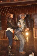 Ranveer Singh, Parineeti Chopra at the Launch of Nakhriley song from Kill Dil in Mumbai on 31st Oct 2014 (215)_54562d392738f.JPG