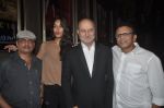 Anupam Kher, Annu Kapoor, Piyush Mishra, Lisa Haydon at The Shaukeens premiere in PVR, Mumbai on 6th Nov 2014 (30)_545c8a49677b0.JPG