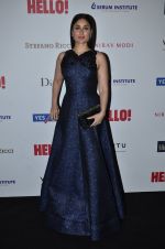 Kareena Kapoor at Hello Hall of fame red carpet 2014 in Mumbai on 9th Nov 2014 (274)_54605f93e6823.JPG