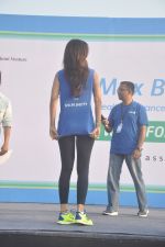 Shilpa Shetty at Marathon run in Mumbai on 9th Nov 2014 (7)_54605d1560fe3.JPG