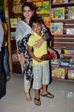 Shaina NC at Hobby ideas children_s day celeberations in Kemps Corner, Mumbai on 14th Nov 2014 (52)_546742db0ec05.JPG