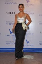 Kareena Kapoor at Grey Goose India Fly Beyond Awards in Grand Hyatt, Mumbai on 16th Nov 2014 (228)_5469a85dcaa19.JPG