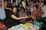 Aishwarya Rai Bachchan  meets children from Smile Train Organisation in Mumbai on 20th Nov 2014 (26)_547062cf19d41.JPG