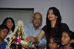 Aishwarya Rai Bachchan  meets children from Smile Train Organisation in Mumbai on 20th Nov 2014 (3)_547062bac2d36.JPG