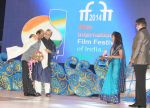 Amitabh bachchan, Rajnikant at Goa Film fest on 20th Nov 2014 (7)_54707ff5a3e8c.jpg