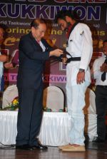 Ajay Devgan was felicitated by Taekwondo Masters from Korea in Mumbai on 22nd Nov 2014 (13)_5473266ebcc38.JPG