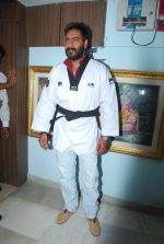 Ajay Devgan was felicitated by Taekwondo Masters from Korea in Mumbai on 22nd Nov 2014 (32)_5473267b84ca6.JPG