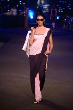 Model walk the ramp for Shivan Naresh at Blenders Pride Fashion Tour 2014 on 30th Nov 2014 (21)_547c5ace7ce67.JPG
