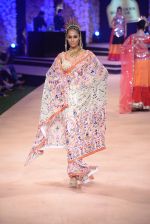 Model walk the ramp for Suneet Verma for Blenders with jewels by Azva on 29th Nov 2014 (11)_547c4a60c5901.JPG