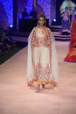 Model walk the ramp for Suneet Verma for Blenders with jewels by Azva on 29th Nov 2014 (22)_547c4a69b8061.JPG
