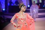 Model walk the ramp for Suneet Verma for Blenders with jewels by Azva on 29th Nov 2014 (7)_547c4a5dcb22b.JPG