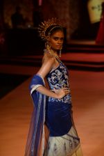 Model walk the ramp for Suneet Verma for Blenders with jewels by Azva on 29th Nov 2014 (77)_547c4aa707b3a.JPG