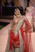 Model walk the ramp for Suneet Verma for Blenders with jewels by Azva on 29th Nov 2014 (99)_547c4abed0603.JPG