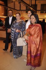 Poonam Sinha, Jackie Shroff at camel colours exhibition in Jehangir Art Gallery, Mumbai on 1st Dec 2014 (2)_547d805eded0c.JPG