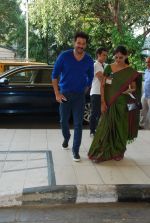 Anil Kapoor snapped at airport  in Mumbai on 2nd dec 2014 (67)_547eb316b0160.JPG