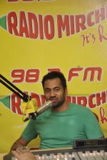 Kal Penn visits Radio Mirchi studio to promote Bhopal_5481bcfdf0d7e.JPG