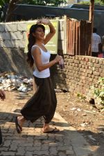 Jacqueline Fernandes snapped on location in Mumbai on 8th Dec 2014 (1)_5485e09368182.JPG