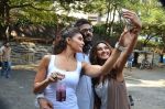 Jacqueline Fernandes snapped on location in Mumbai on 8th Dec 2014 (12)_5485e0a30b7f0.JPG