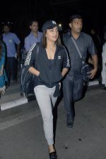 Sonakshi Sinha snapped at airport on 8th Dec 2014 (7)_5486b90ce64f6.JPG