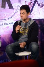 Aamir khan at PK Movie Press Meet in Hyderabad on 9th Dec 2014 (54)_548807eb2f1a3.JPG