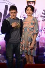 Aamir khan, Anushka Sharma at PK Movie Press Meet in Hyderabad on 9th Dec 2014 (358)_5488088824c5e.JPG