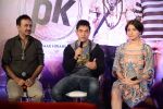 Aamir khan, Anushka Sharma, Rajkumar Hirani at PK Movie Press Meet in Hyderabad on 9th Dec 2014 (141)_54880a403c50c.JPG