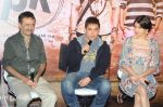 Aamir khan, Anushka Sharma, Rajkumar Hirani at PK Movie Press Meet in Hyderabad on 9th Dec 2014 (383)_54880a423829f.JPG