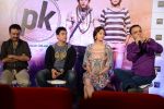 Aamir khan, Anushka Sharma, Rajkumar Hirani, Vidhu Vinod Chopra at PK Movie Press Meet in Hyderabad on 9th Dec 2014 (106)_548808b9c0194.JPG