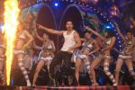 Varun Dhawan at Got Talent - World Stage Live (3)_54893403b30a6.JPG
