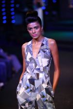 Model walk the ramp for Blenders Fashion Tour kolkata on 13th Dec 2014 (11)_548e9c58c214a.jpg