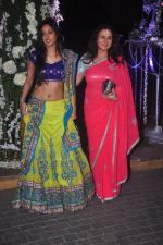 Poonam Dhillon at Sangeet ceremony of Riddhi Malhotra and Tejas Talwalkar in J W Marriott, Mumbai on 13th Dec 2014 (352)_548ec4ea99314.JPG