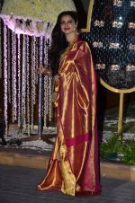 Rekha at Riddhi Malhotra & Tejas Talwalkar_s wedding reception in J W Marriott, Mumbai on 15th Dec 2014 (35)_548fec657010e.JPG