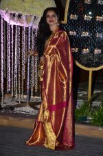 Rekha at Riddhi Malhotra & Tejas Talwalkar_s wedding reception in J W Marriott, Mumbai on 15th Dec 2014 (36)_548fec6671b5e.JPG