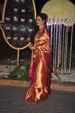 Rekha at Riddhi Malhotra & Tejas Talwalkar_s wedding reception in J W Marriott, Mumbai on 15th Dec 2014 (44)_548fec6fcc498.JPG