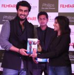 Arjun Kapoor launches the latest issue of Filmfare magazine at Crown Plaza Okhala, New Delhi on 17th Dec 2014 (8)_5493fb5316844.jpg