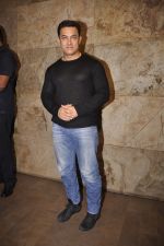 Aamir Khan at PK Screening in Mumbai on 25th Dec 2014 (6)_549d40f2695f3.JPG