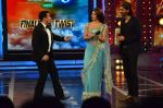 Jacqueline Fernandez, Arjun Rampal, Salman Khan at Salman_s last Episode on Bigg Boss 8 on 3rd Jan 2015 (73)_54a943266ac60.JPG