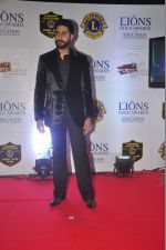 Abhishek Bachchan at the 21st Lions Gold Awards 2015 in Mumbai on 6th Jan 2015 (244)_54acf206cb524.jpg