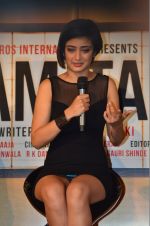 Akshara Haasan at Shamitabh trailor launch in Mumbai on 6th Jan 2015 (259)_54acdc276c533.jpg