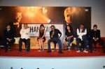 Amitabh Bachchan, Dhanush, Akshara Haasan, R Balki, Gauri Shinde at Shamitabh trailor launch in Mumbai on 6th Jan 2015 (403)_54acd768b1b2e.jpg