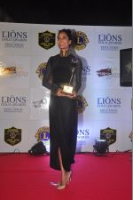 Lisa Haydon at the 21st Lions Gold Awards 2015 in Mumbai on 6th Jan 2015 (349)_54acf445e2cd5.jpg