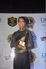 Lisa Haydon at the 21st Lions Gold Awards 2015 in Mumbai on 6th Jan 2015 (354)_54acf44e14493.jpg