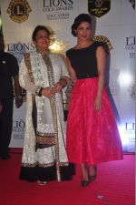 Priyanka Chopra at the 21st Lions Gold Awards 2015 in Mumbai on 6th Jan 2015 (562)_54acf5888f481.jpg