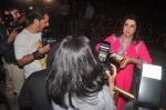 Farah Khan_s birthday bash at her house in Andheri on 8th Jan 2015 (227)_54afc1d3a1e36.JPG