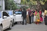 Hrithik Roshan celeberates bday with family with a apuja at new home on 10th Jan 2015 (63)_54b15363daffe.JPG