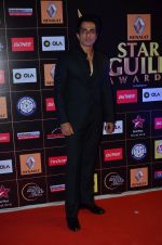 Sonu Sood at Producers Guild Awards 2015 in Mumbai on 11th Jan 2015 (1491)_54b3719522e5a.JPG