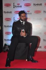 Abhishek Bachchan announces filmfare awards in Leela Hotel, Mumbai on 12th Jan 2015 (46)_54b4bf88837be.JPG